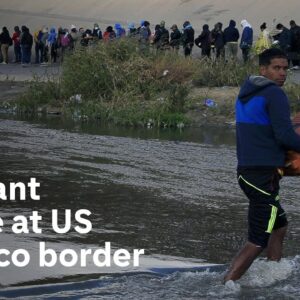 Thousands of people cross Rio Grande to US from Mexico on Sunday night alone